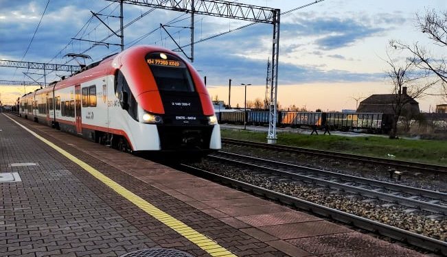 Utrudnienia na kolei. Są opóźnienia pociągów