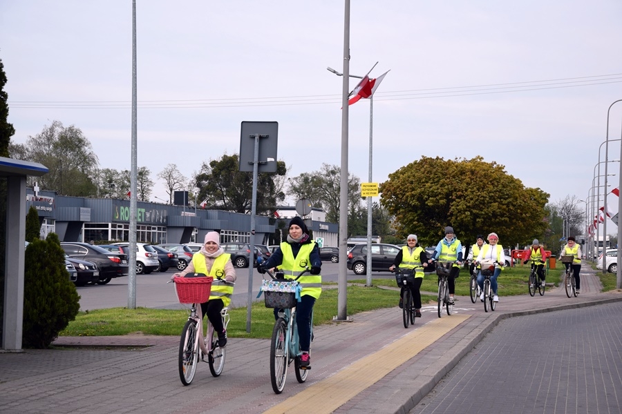 Majówkę rozpoczęli rajdem. Rowerzyści dopisali ZDJĘCIA