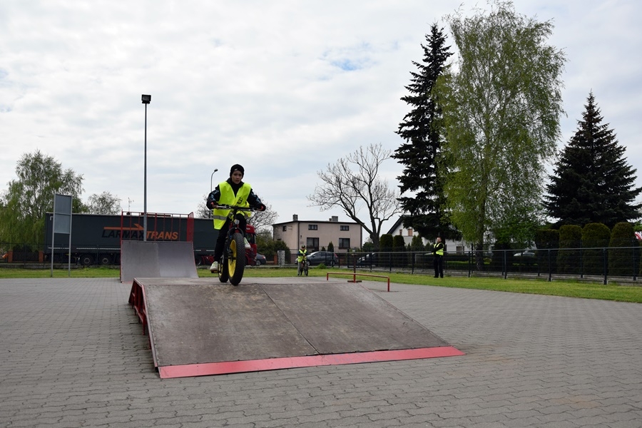 Majówkę rozpoczęli rajdem. Rowerzyści dopisali ZDJĘCIA