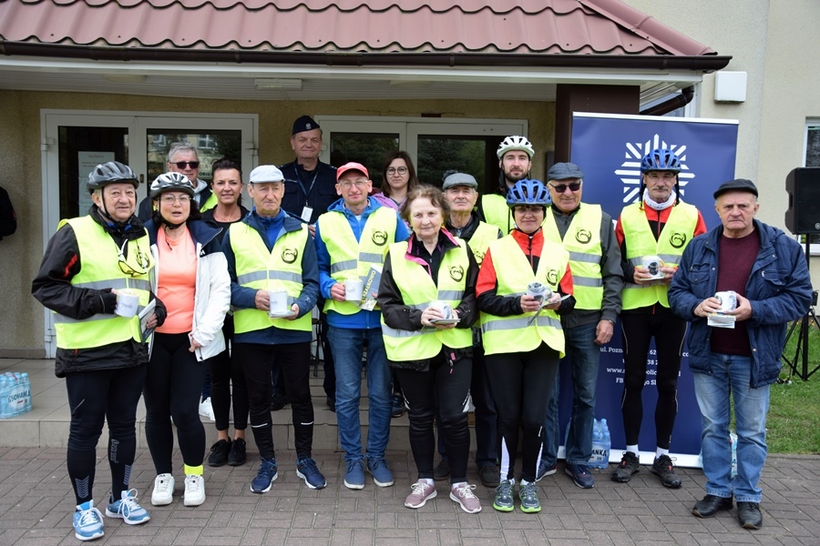 Majówkę rozpoczęli rajdem. Rowerzyści dopisali ZDJĘCIA