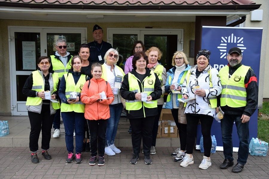 Majówkę rozpoczęli rajdem. Rowerzyści dopisali ZDJĘCIA