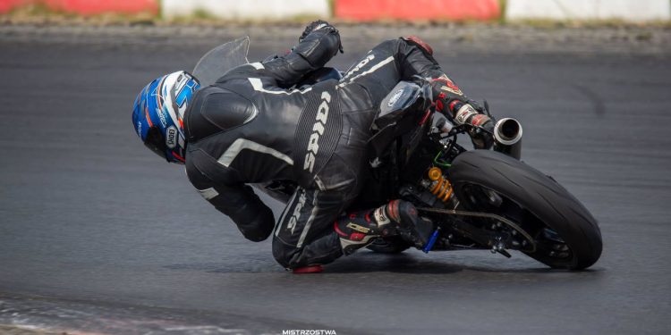 Zaczęło się od lekkiego upadku