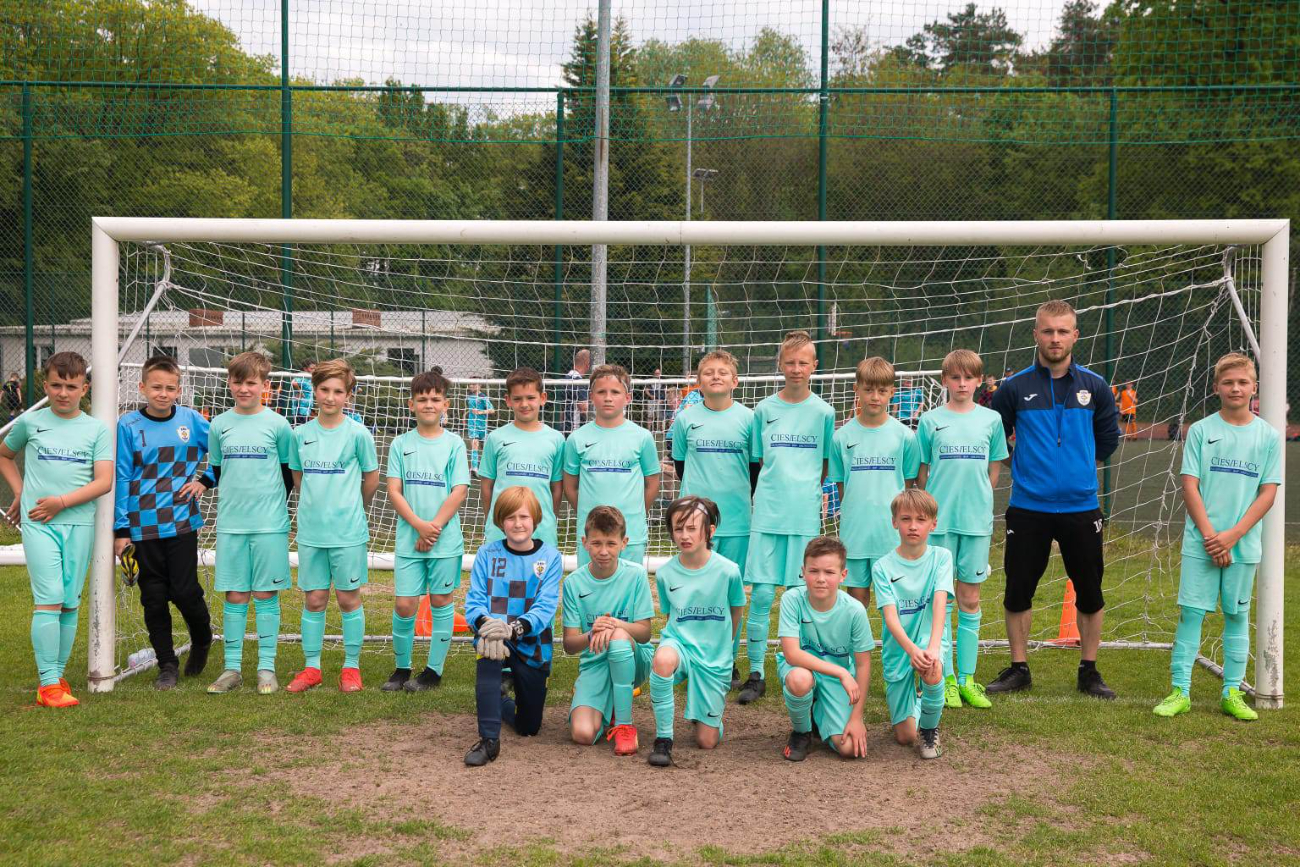 Grała piłkarska młodzież