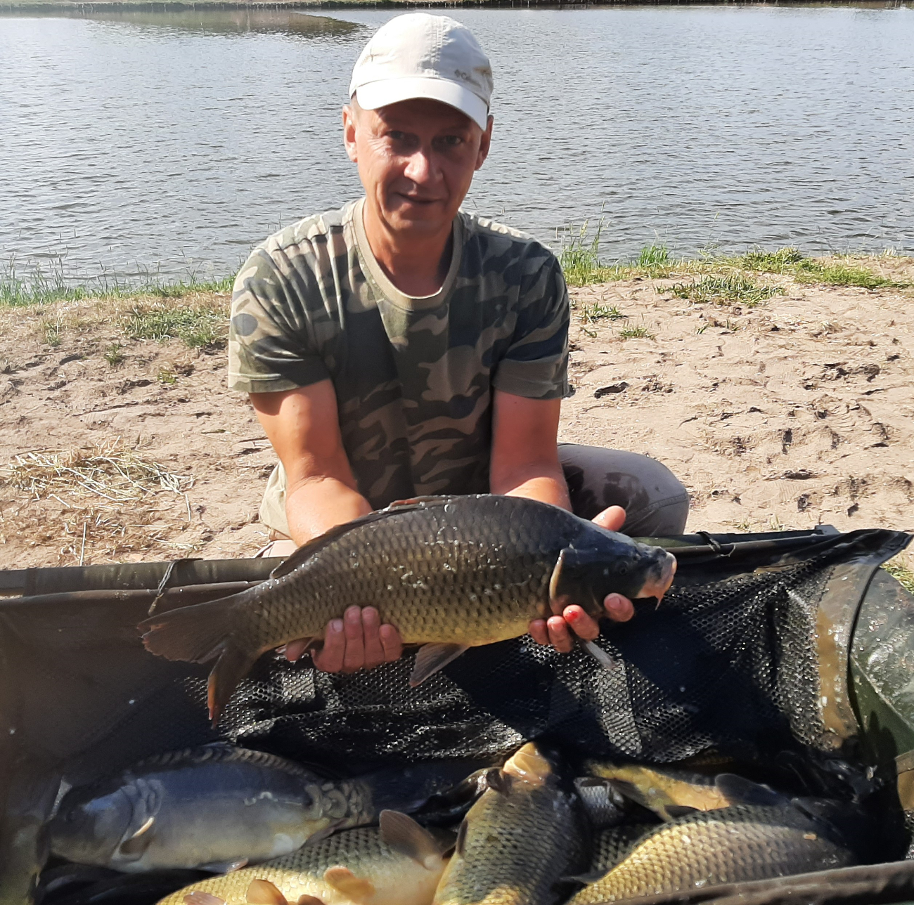 Łowili duże ryby. Kolejne zawody Mostostalu ZDJĘCIA