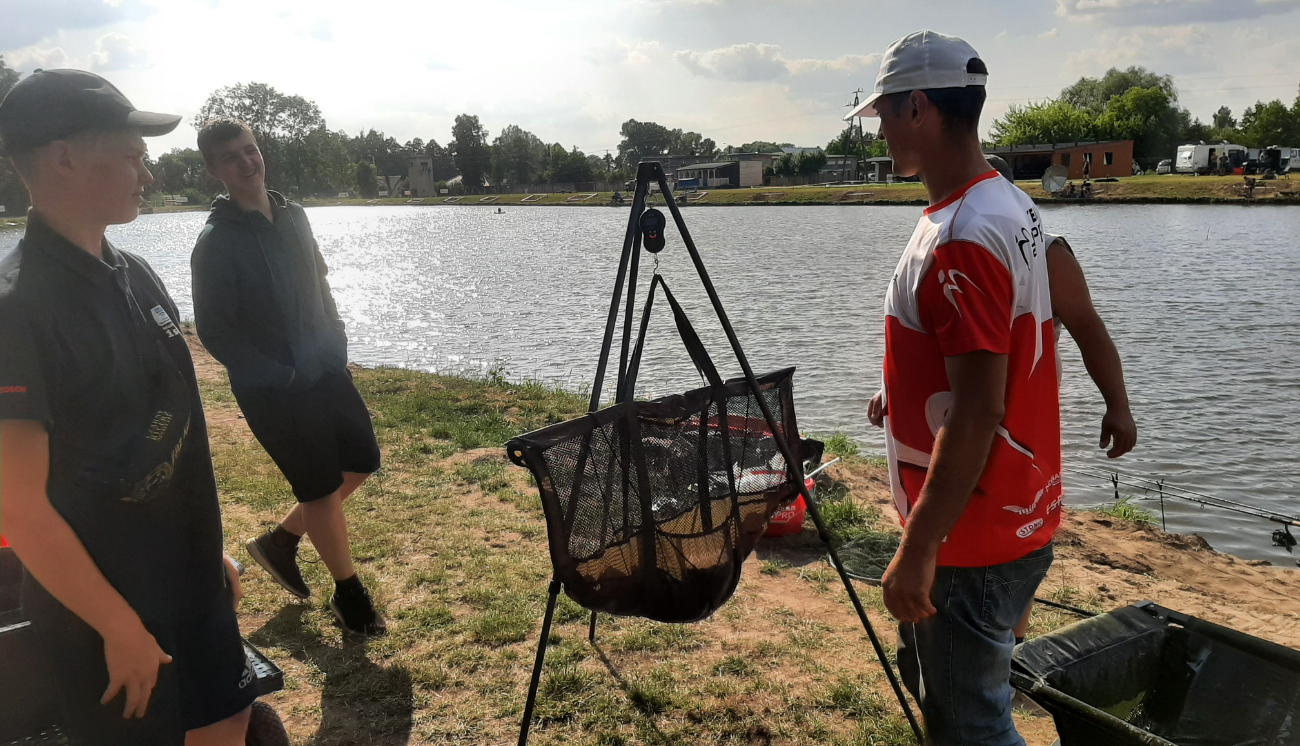 Łowili duże ryby. Kolejne zawody Mostostalu ZDJĘCIA
