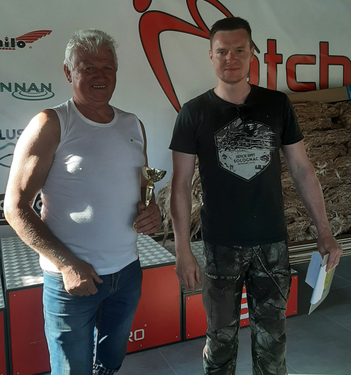 Łowili duże ryby. Kolejne zawody Mostostalu ZDJĘCIA