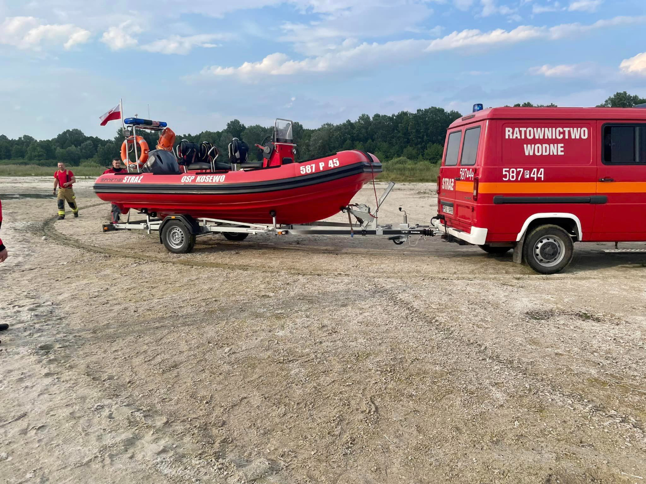 Kilka godzin akcji na jeziorze. Nikogo nie znaleźli