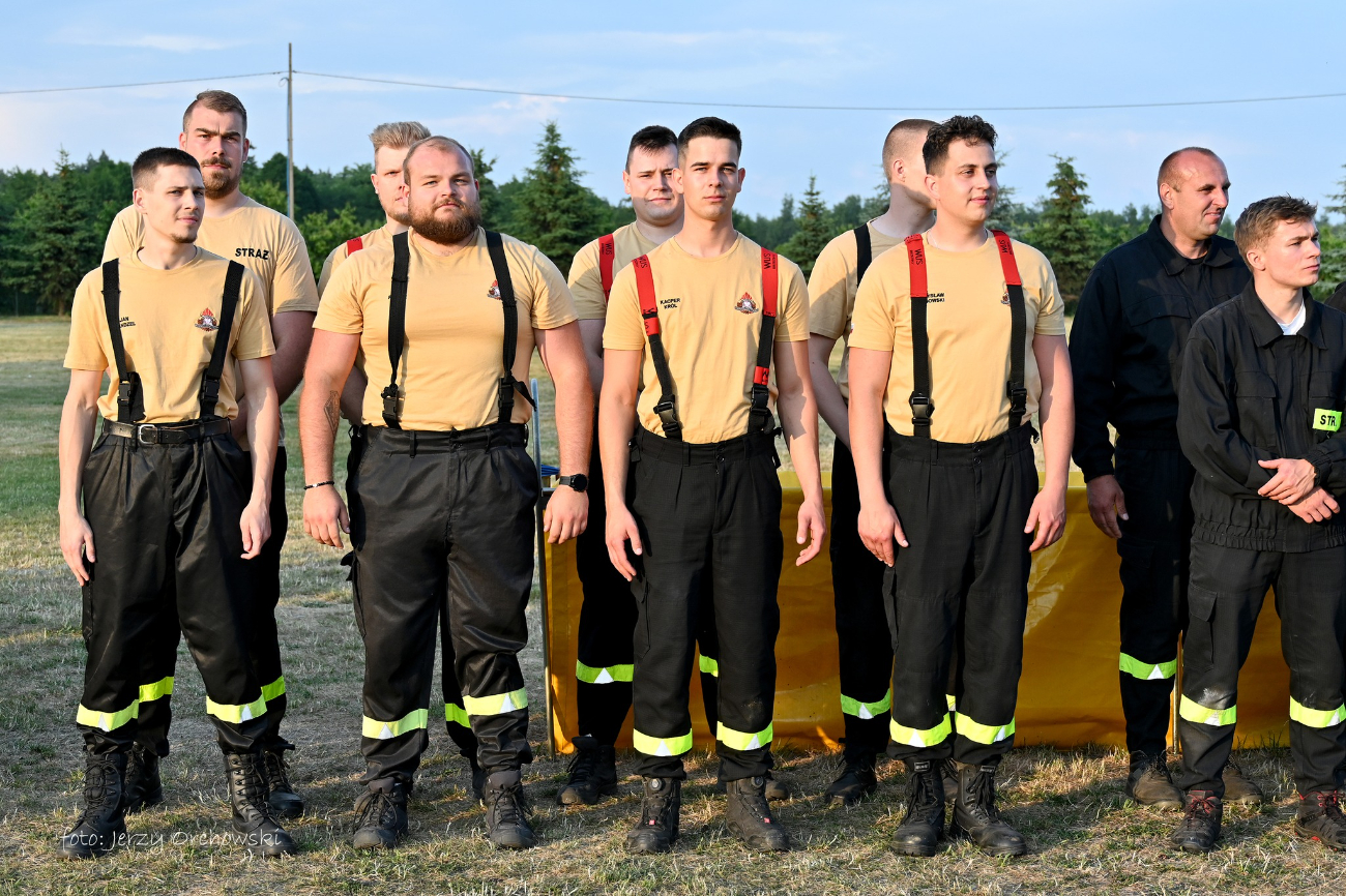 Rywalizowali strażacy z Lądku. Zdjęcia i wyniki
