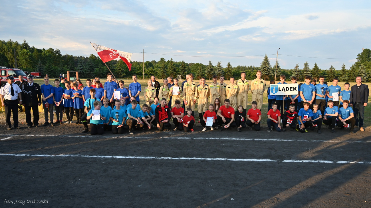 Rywalizowali strażacy z Lądku. Zdjęcia i wyniki
