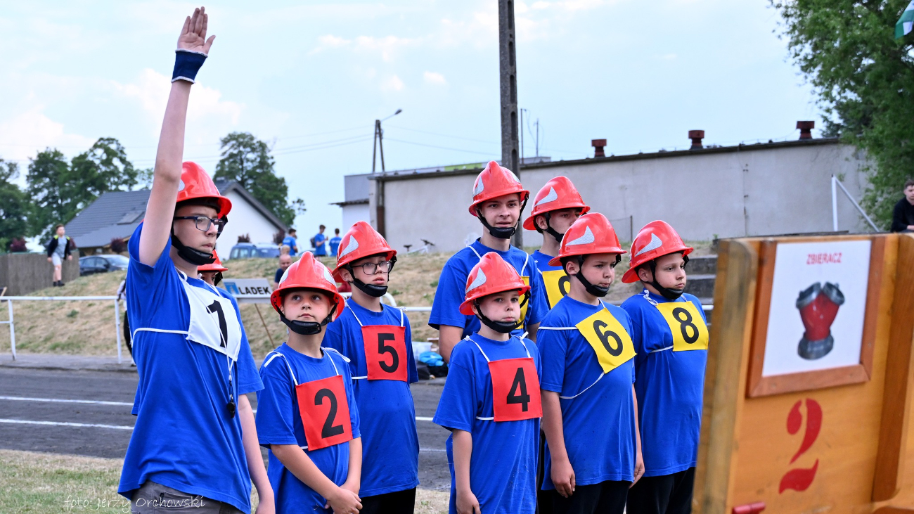 Rywalizowali strażacy z Lądku. Zdjęcia i wyniki