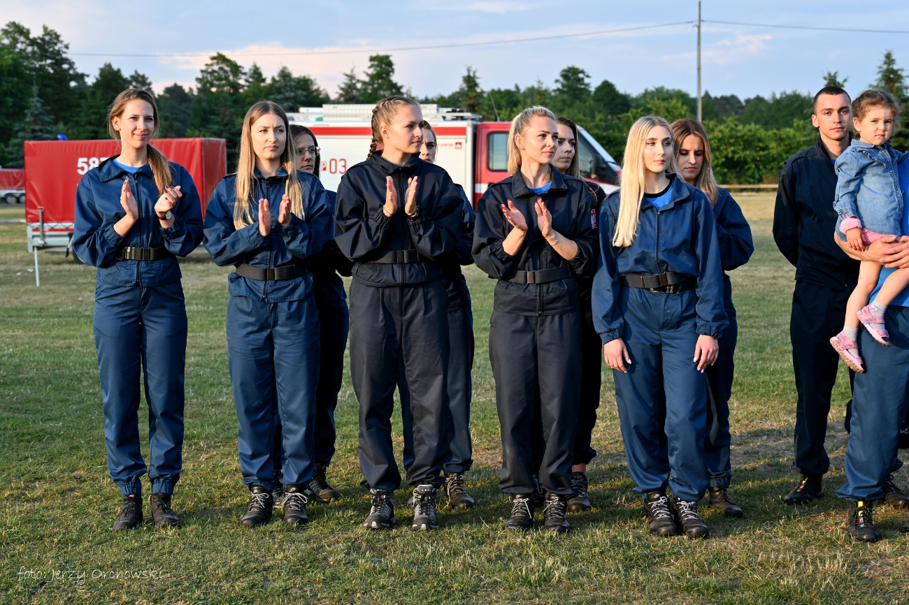 Rywalizowali strażacy z Lądku. Zdjęcia i wyniki