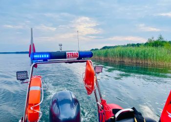 Kilka godzin akcji na jeziorze. Nikogo nie znaleźli