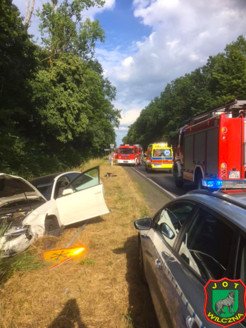 Wypadek na K92. Dwie osoby w szpitalu ZDJĘCIA