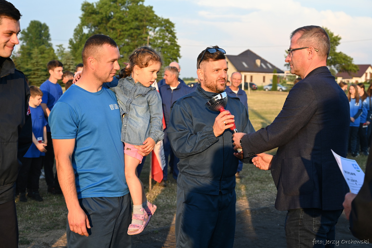 Rywalizowali strażacy z Lądku. Zdjęcia i wyniki