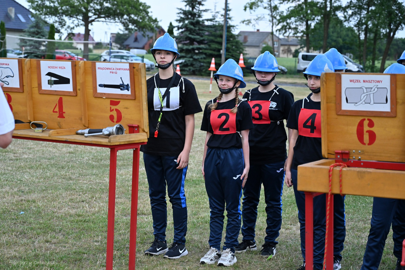 Rywalizowali strażacy z Lądku. Zdjęcia i wyniki