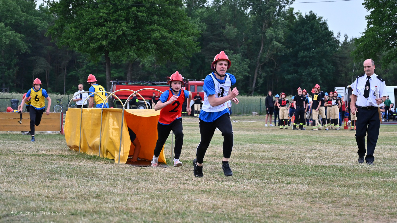 Rywalizowali strażacy z Lądku. Zdjęcia i wyniki