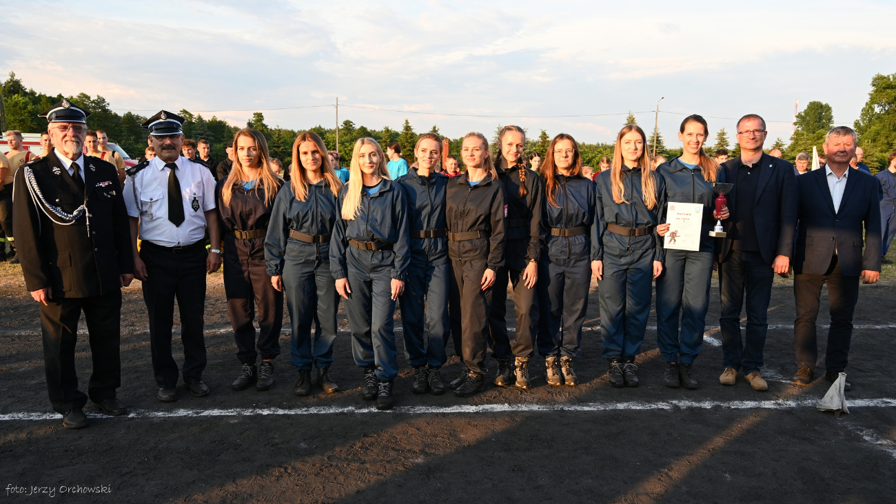 Rywalizowali strażacy z Lądku. Zdjęcia i wyniki