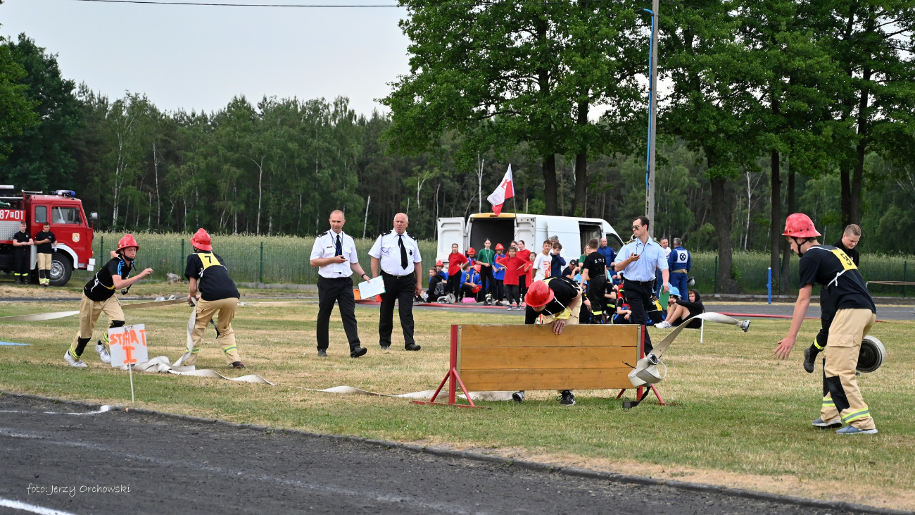Rywalizowali strażacy z Lądku. Zdjęcia i wyniki