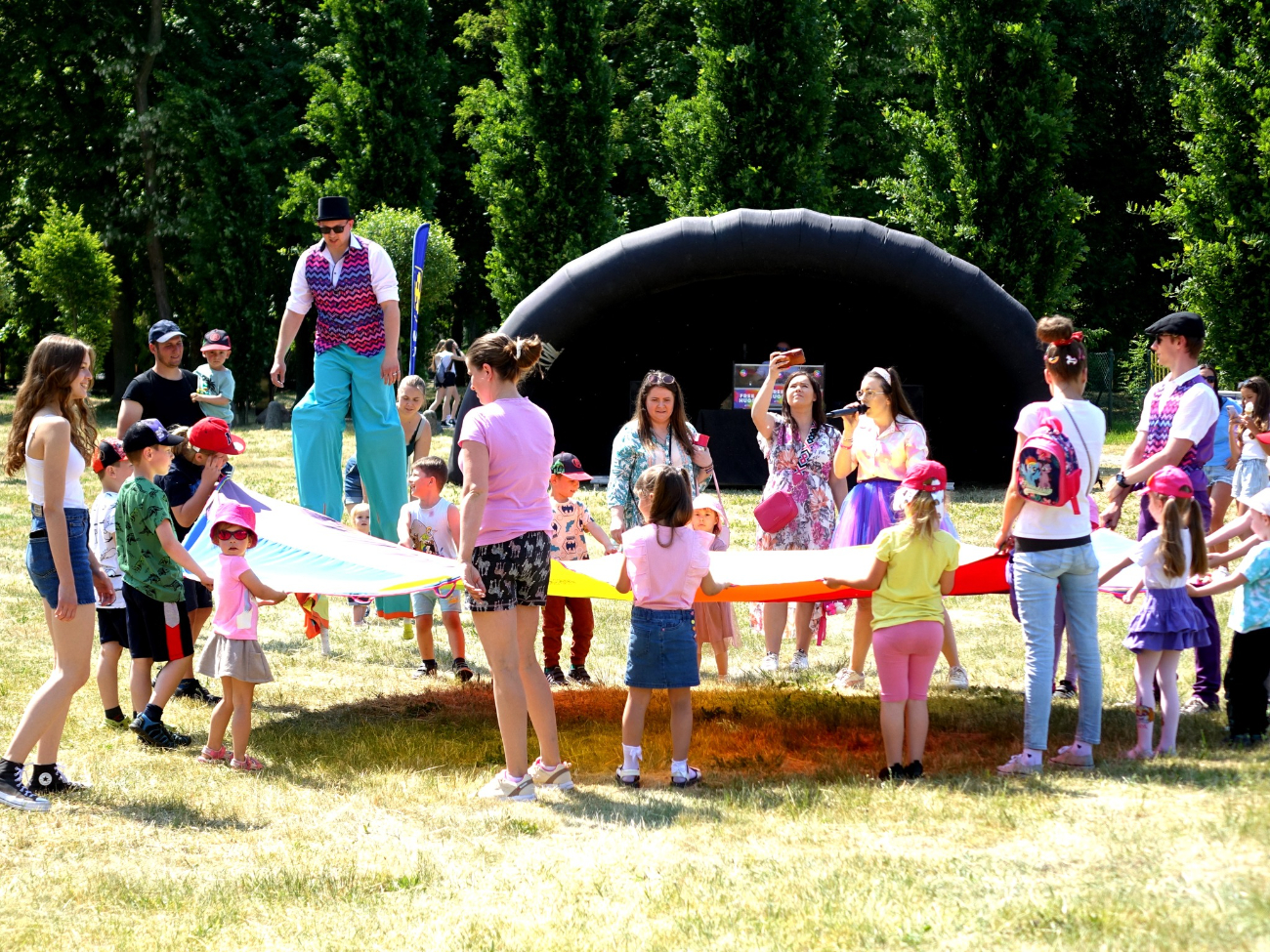 Słonecznie, wesoło i kolorowo. Słupeckie Dni Rodziny w obiektywie