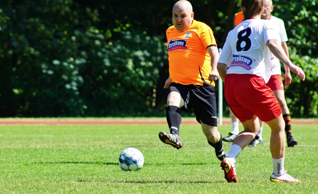 Niezwykły mecz przyciągnął tłumy ZDJĘCIA