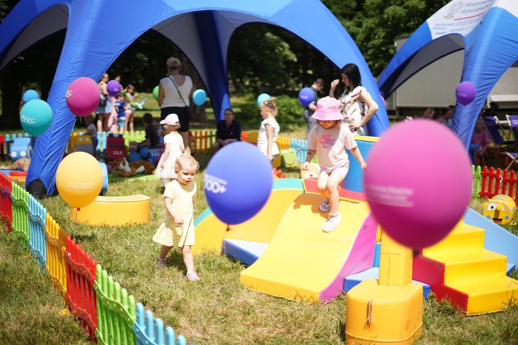 Działo się w Paruszewie. Piknik odwiedziła minister ZDJĘCIA