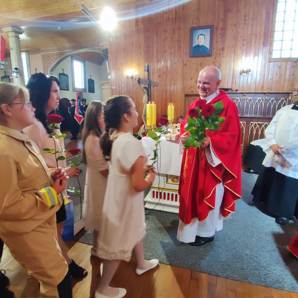 Kowalewo podziękowało proboszczowi ZDJĘCIA