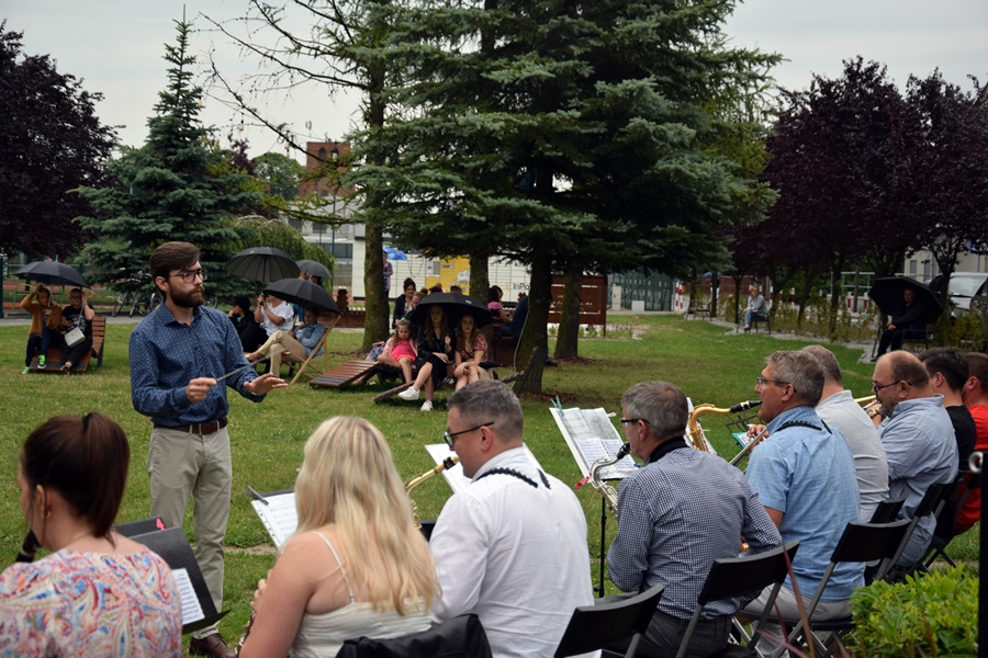 Orkiestra zagrała w Strefie Relaksu. Zobacz zdjęcia i film
