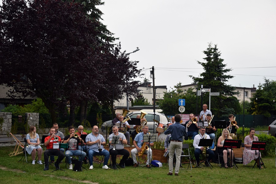 Orkiestra zagrała w Strefie Relaksu. Zobacz zdjęcia i film