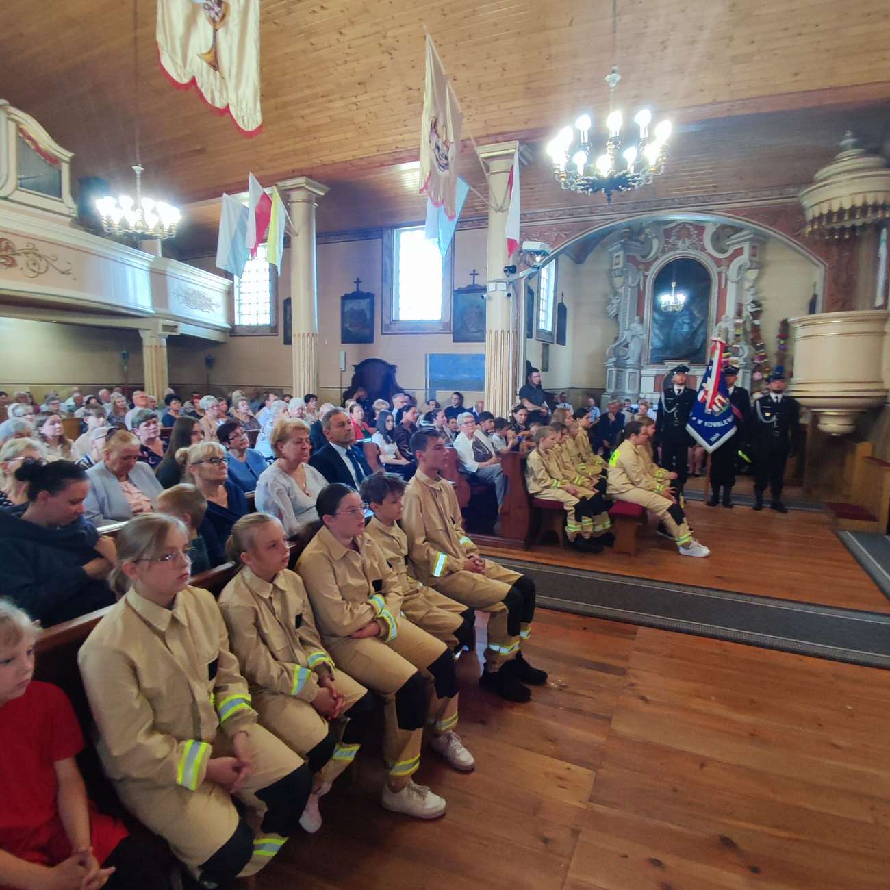 Kowalewo podziękowało proboszczowi ZDJĘCIA