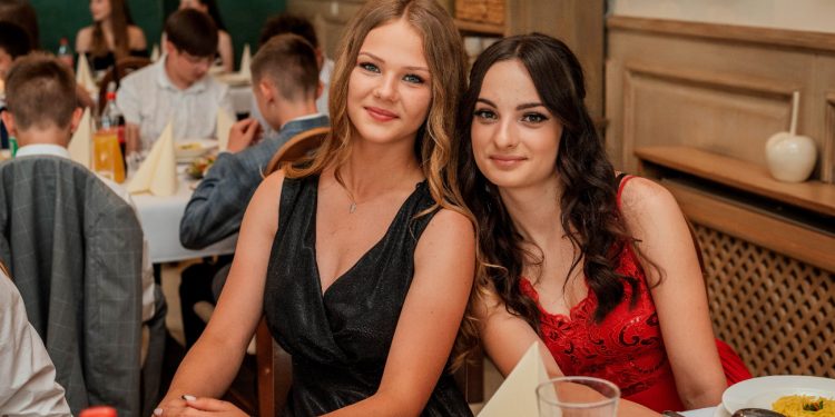 Tak się bawili ósmoklasiści ze Strzałkowa ZDJĘCIA