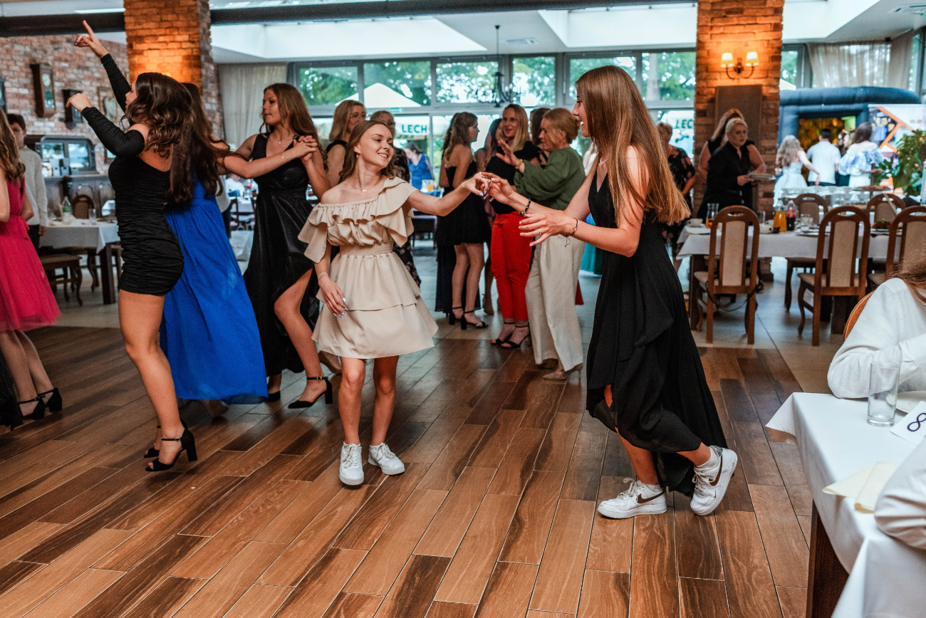 Tak się bawili ósmoklasiści ze Strzałkowa ZDJĘCIA