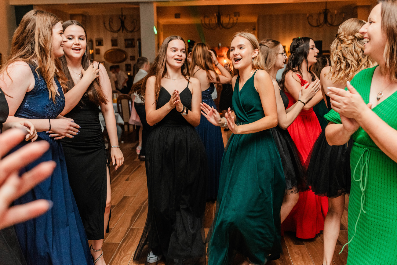 Tak się bawili ósmoklasiści ze Strzałkowa ZDJĘCIA