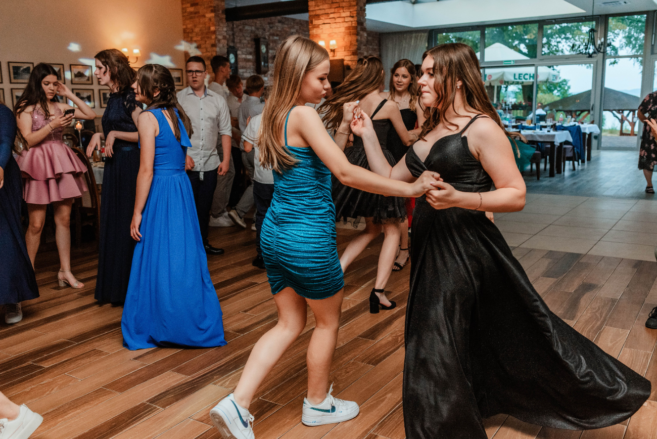 Tak się bawili ósmoklasiści ze Strzałkowa ZDJĘCIA