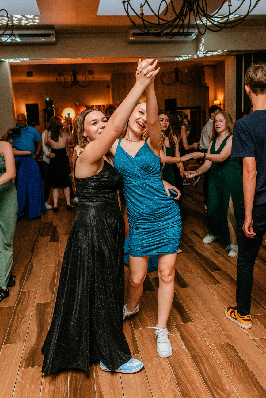 Tak się bawili ósmoklasiści ze Strzałkowa ZDJĘCIA