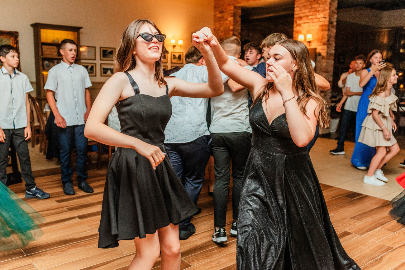 Tak się bawili ósmoklasiści ze Strzałkowa ZDJĘCIA