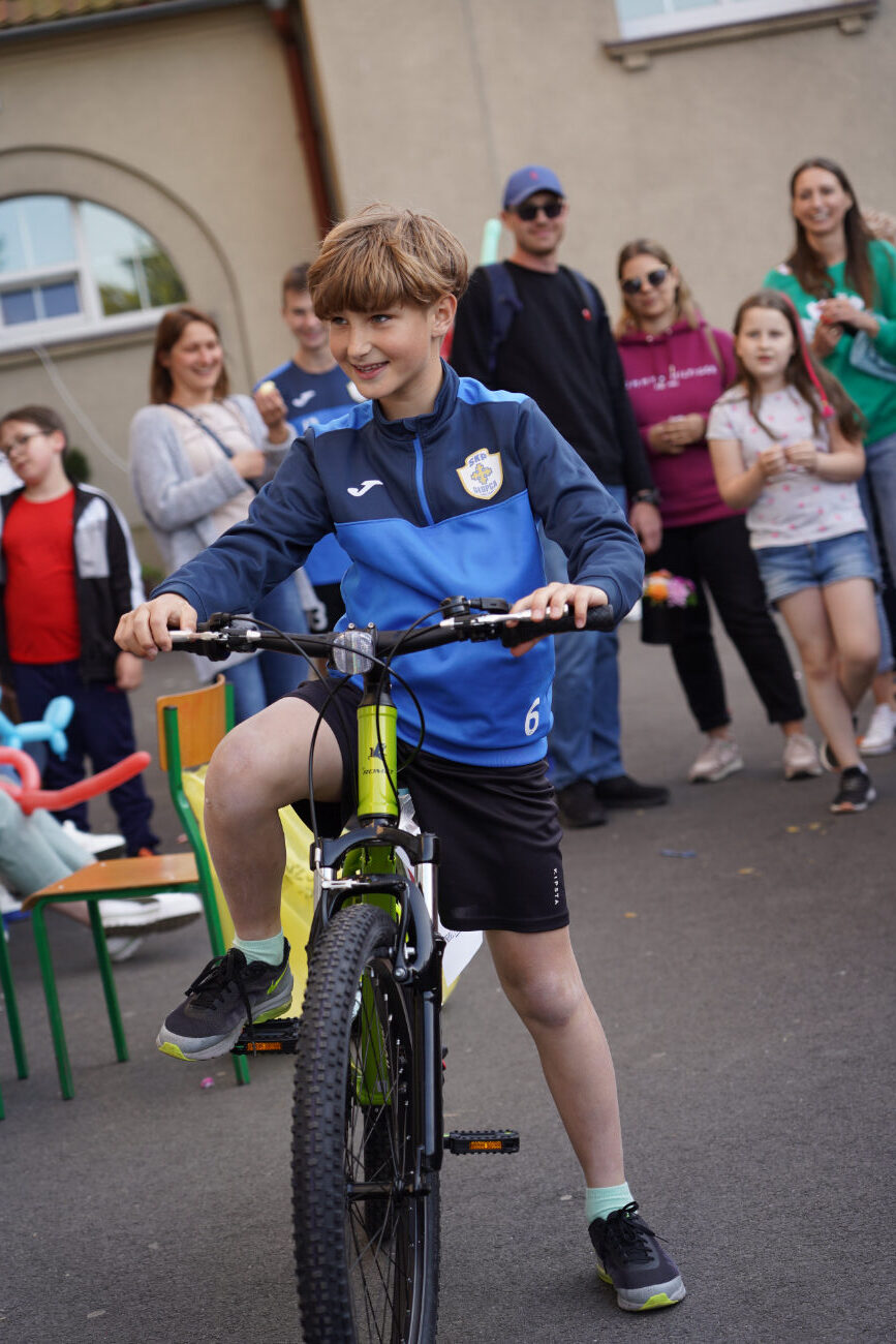 Świetna zabawa i rower w nagrodę. Dzień Dziecka w Jedynce ZDJĘCIA
