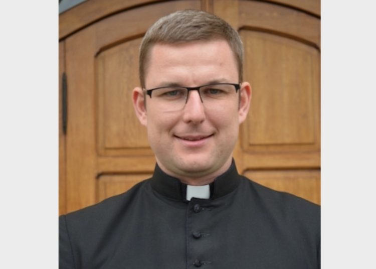 Ksiądz Andrzej przenosi się do Poznania