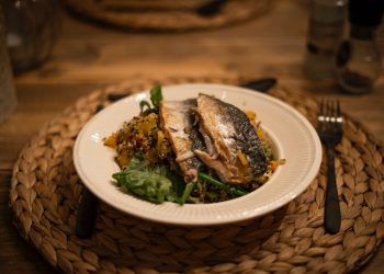 Szybkie obiady na letnie dni? Wykorzystaj śledzie