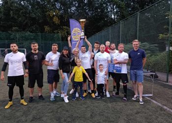 Qźnia obroniła tytuł