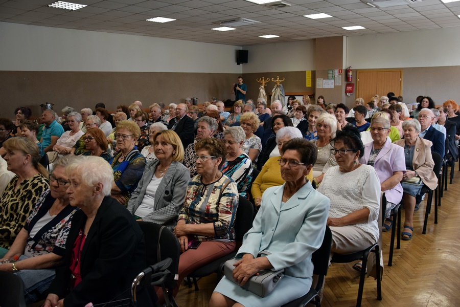 Ponad 700 godzin zajęć… Strzałkowski Uniwersytet Trzeciego Wieku zakończył rok ZDJĘCIA