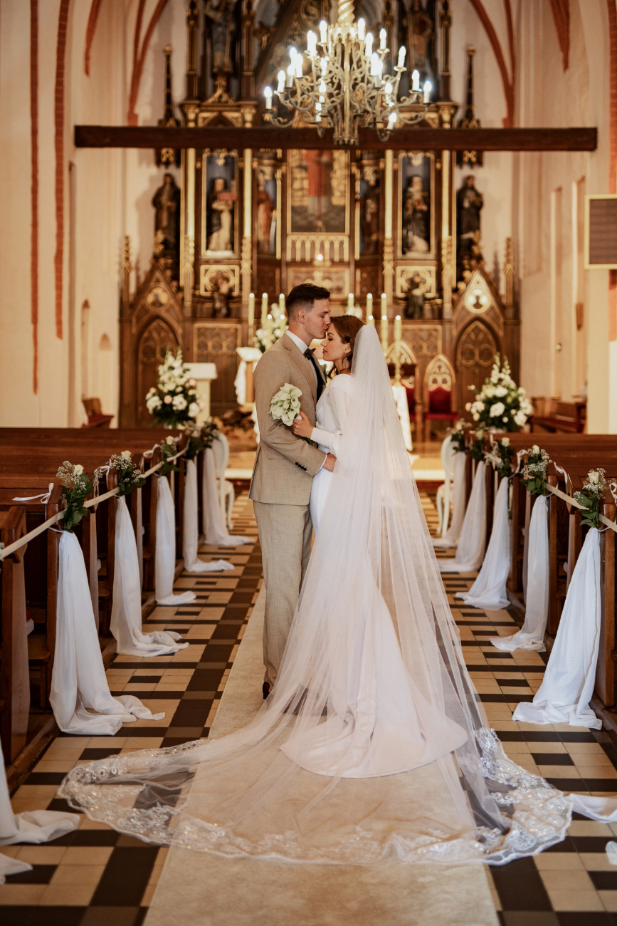 Aleksandra i Bartosz. Gratulujemy!