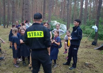 Kontrolowali obozy harcerskie