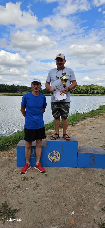 Powidzcy wędkarze na zawodach karpiowych