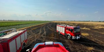 Pali się zboże. Strażacy w akcji
