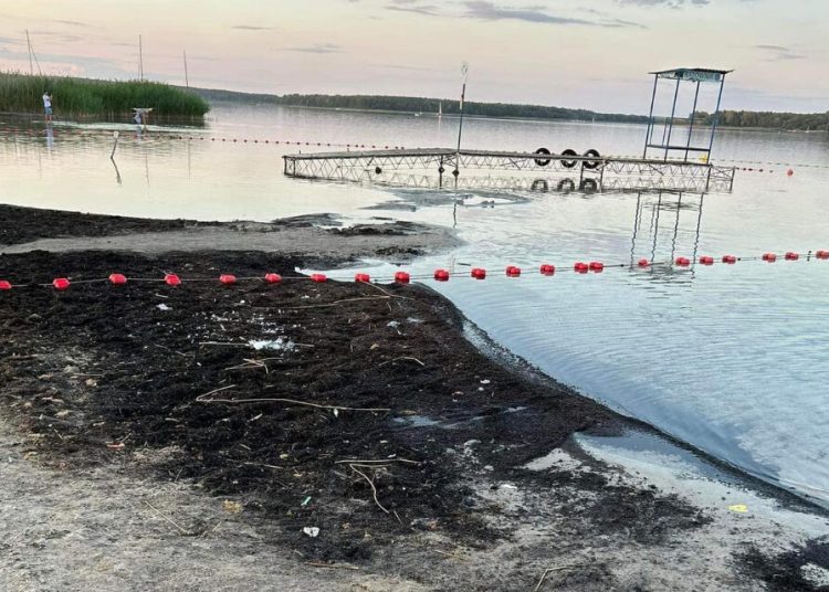 „Brzeg kąpieliska na łazienkach wygląda tragicznie”
