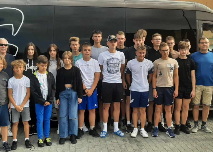 Pojechali na obóz do Rewala