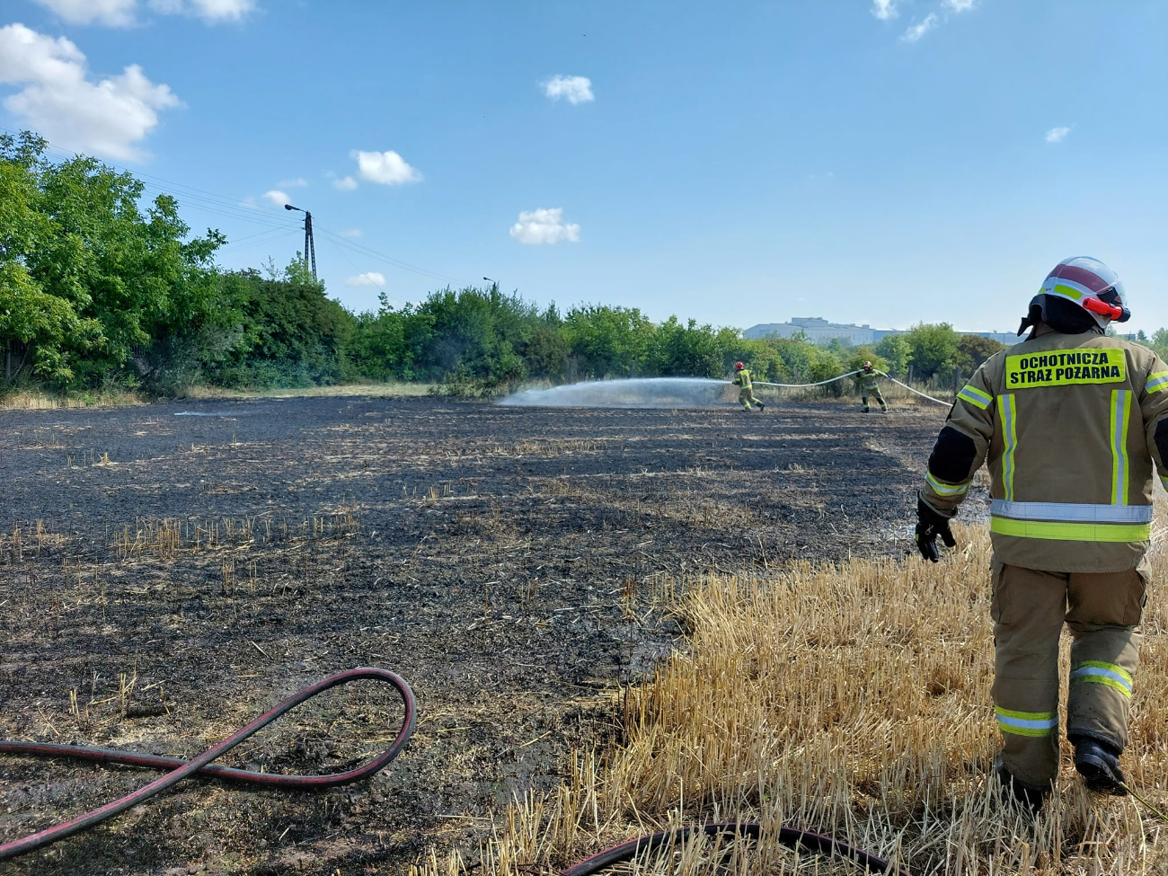 Paliło się pole w Słupcy