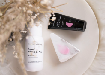 Akrylożel do paznokci – jak uzyskać idealny kształt i długość paznokci z jego pomocą? Pokazujemy!