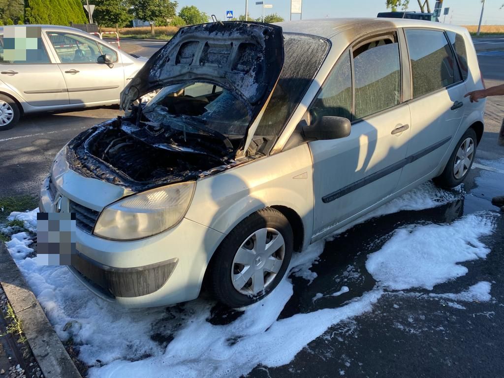 W Słupcy zapalił się samochód