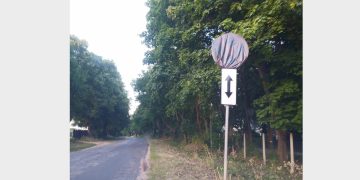 Zasłonili znaki w Przybrodzinie